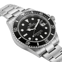 CrownCraft DEEPMASTER diver watch dial and hands detail