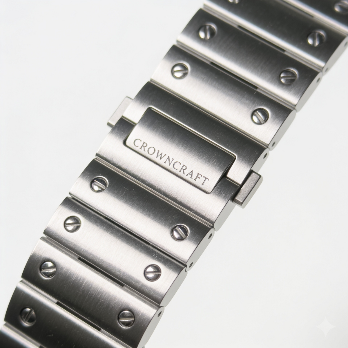 CrownCraft BELMONT bracelet clasp macro